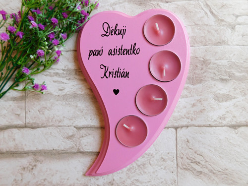 Svícen srdce pro paní asistentku