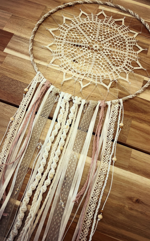 Lapač snů s háčkovanou krajkou - 30cm — foto 1