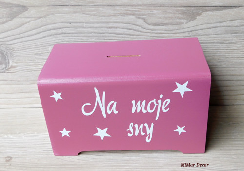 Dřevěná dětská pokladnička Na moje sny fialová