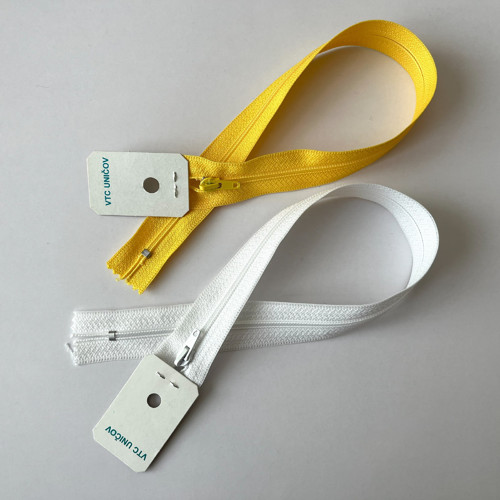 Zdrhovadlo / zip 35 cm Nedělitelný, 2001 bílá