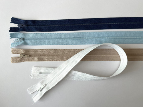 Zdrhovadlo / zip 40 cm Nedělitelný, 2001 bílá