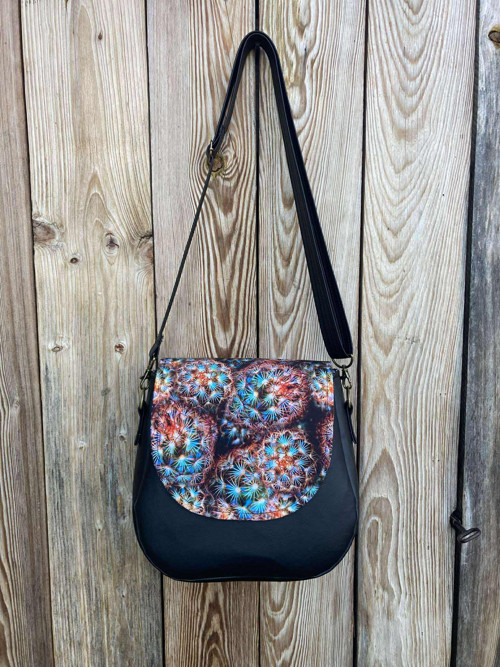 Malá crossbody kabelka