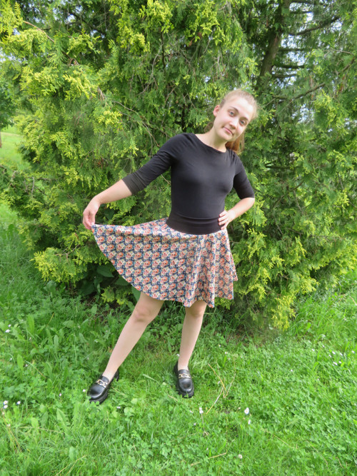 Letní kolová sukně JSEM TOČIVÁ