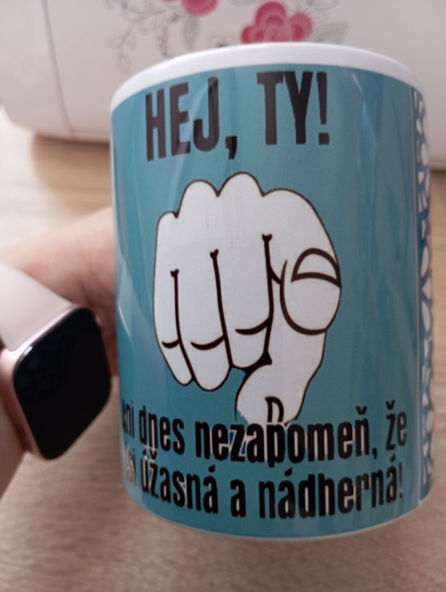 Hrnek s nápisem