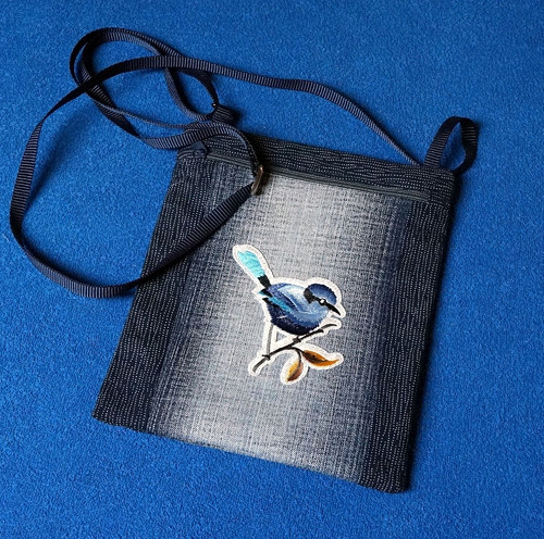 Riflová crossbody s ptáčkem