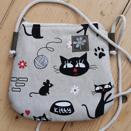 Malá crossbody kabelka