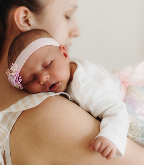 Newborn, čelenka s růžičkami