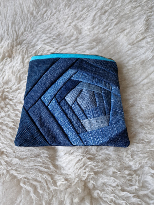 Jeans patchwork taštička