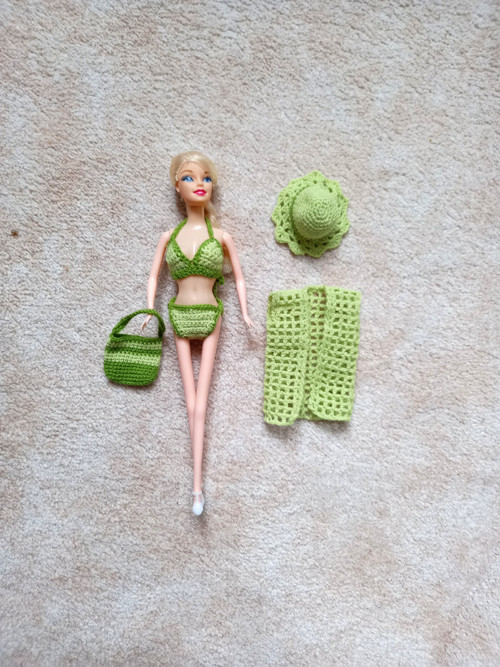 Plavky a doplňky k vodě pro Barbie