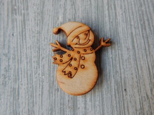 Dřevěný sněhuláček výřez 4 x 3 cm