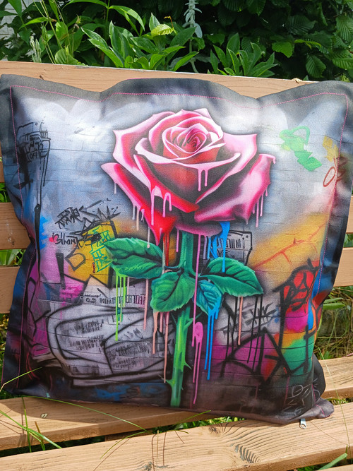 Povlak s graffiti a růží 4