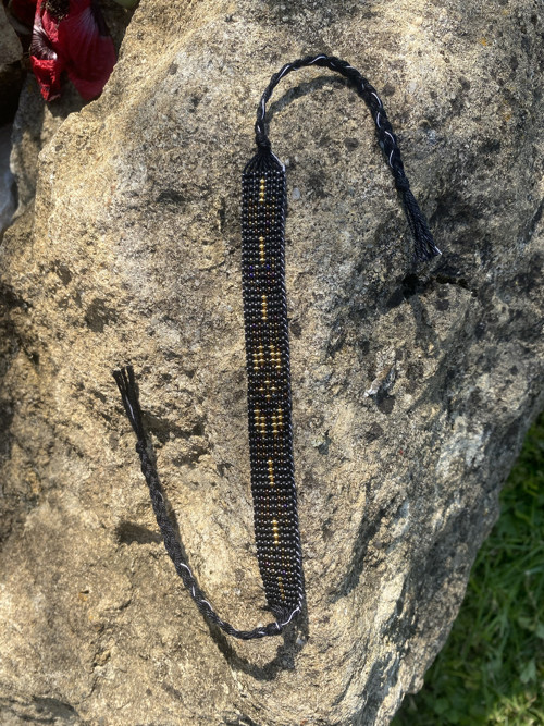 Náramek Aztec black duhová hnědá