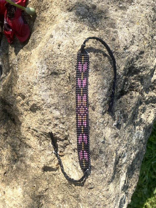 Náramek Aztec black růžová