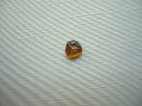 Krystal - rubelit 5 mm, č.50