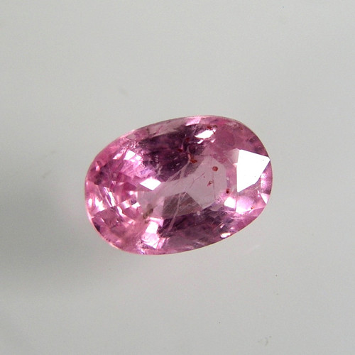 Přírodní Sweet Pink Safír, 0,67ct.; 6,8x5,2x3,4 mm