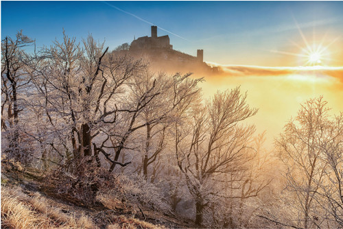 Královský hrad Bezděz v inverzi 2