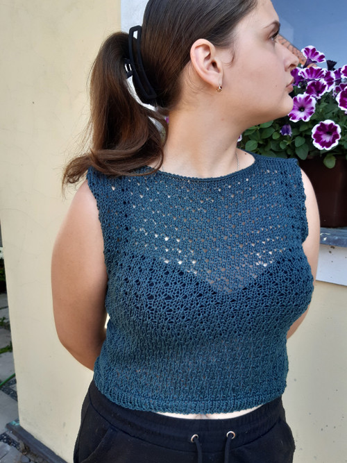 Crop top