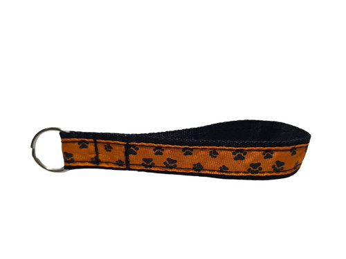 Klíčenka s kroužkem Oranžová s tlapkami 17 cm