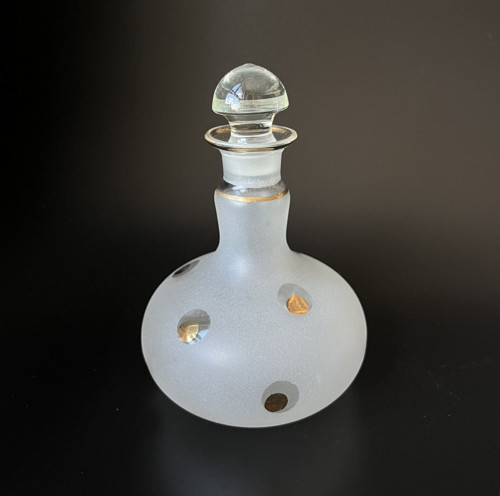 Flakón, karafka 250ml s puntíky, matované sklo