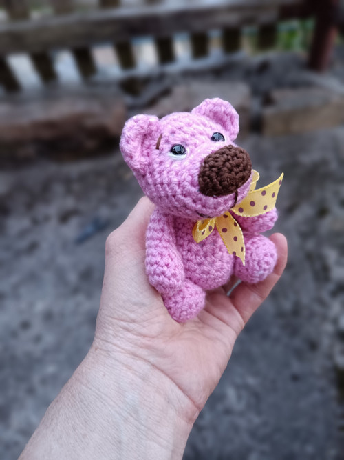 Růžový méďa