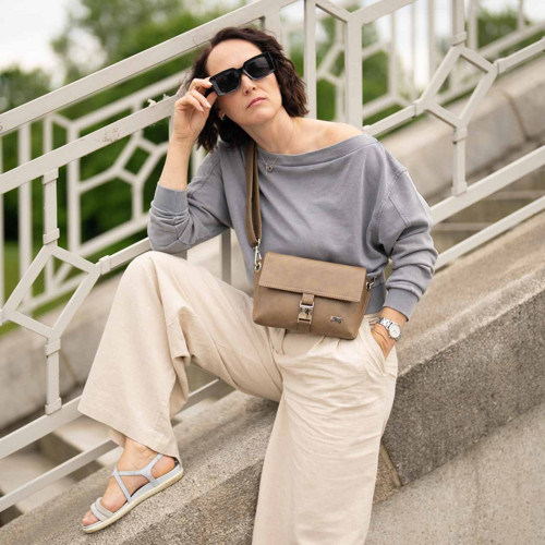 Crossbody kabelka/ledvinka mocca