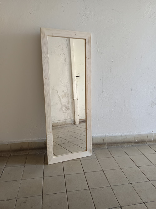 Dřevěné zrcadlo stařené 90 x 50 cm