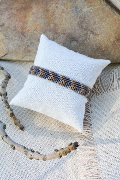 Minimalistický macramé náramek - indian I.