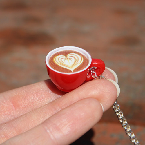 Srdíčkové cafe latte
