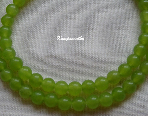 Chalcedon polodrahokam 4mm 10kusů