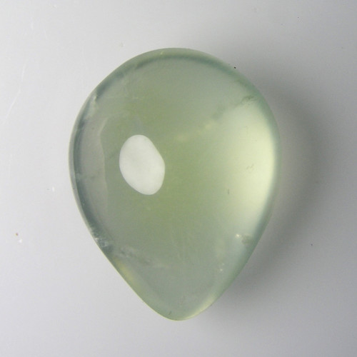 Kabošon Prehnitu, 19,94 ct., 20,8x16,3x9,2 mm