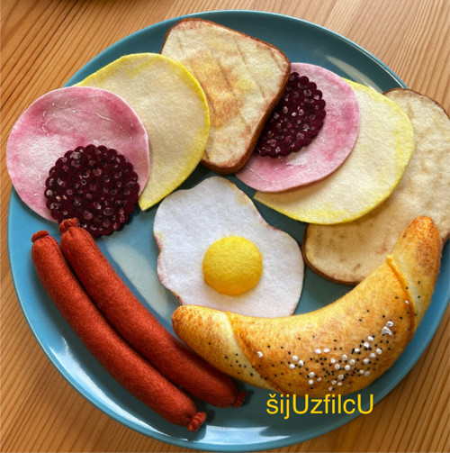 Hračka z filcu do kuchyňky - SVAČINKA