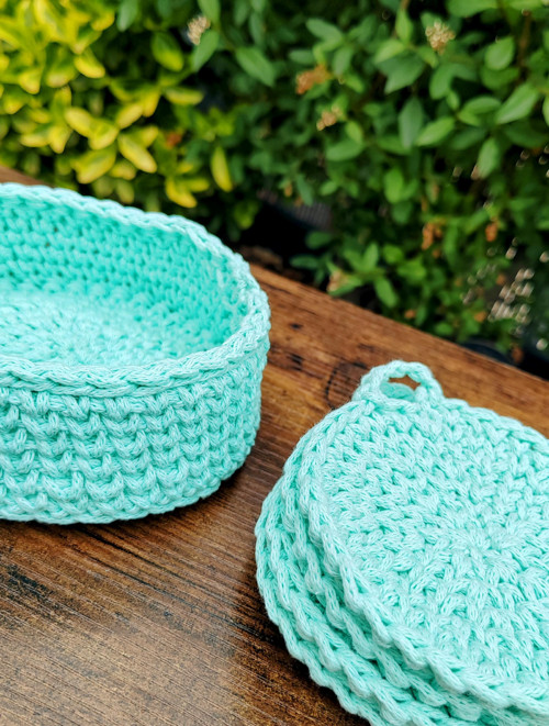 Stolní set Mint– podtácky v designovém košíčku