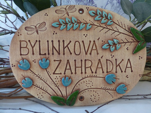 Cedulka do bylinkové zahrady — foto 1