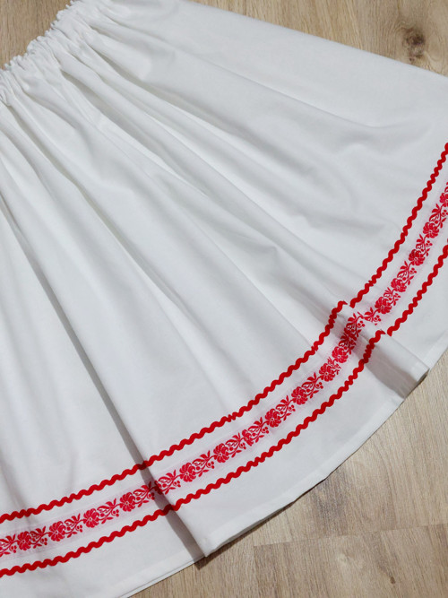 Dámská folklórní sukně