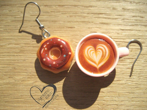 Růžové Cappuccino S Donutem