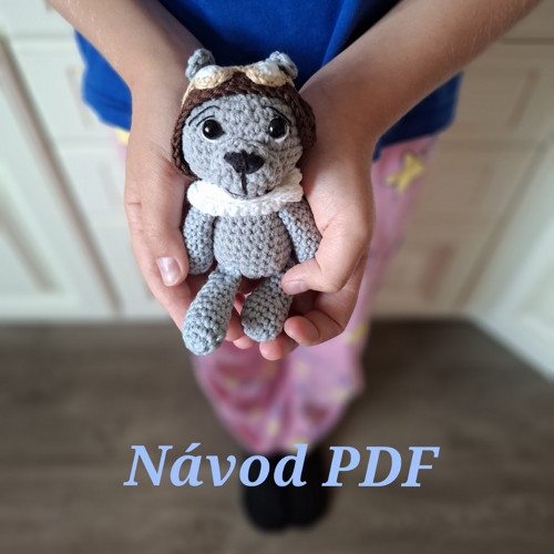 Návod na háčkovaného medvídka pilota