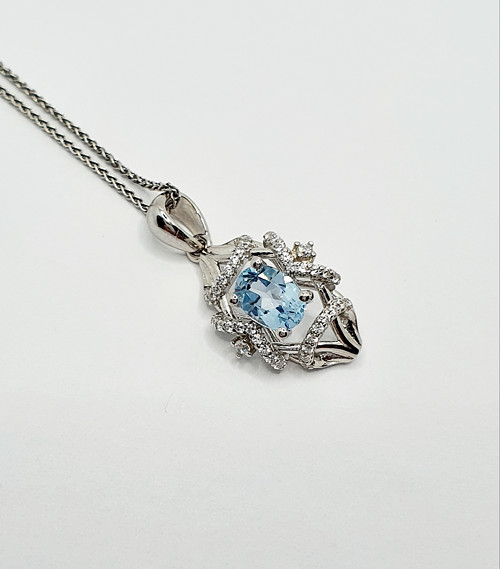 Luxusní přívěsek - Topaz 37