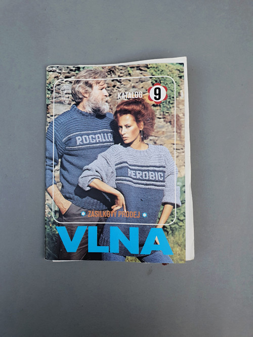 Vlna - katalog č.9 85 Kč sleva 30 % — foto 1