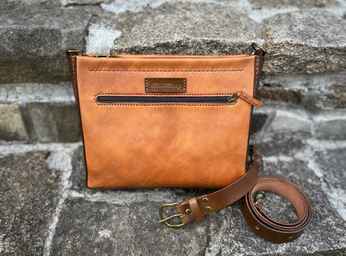 BERNICE Kožená elegantní ručně šitá kabelka