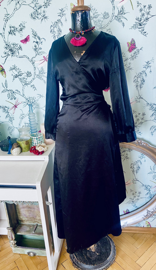 Zavinovací black dress — foto 1