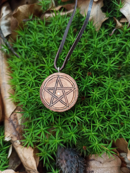 Náhrdelník Pentagram