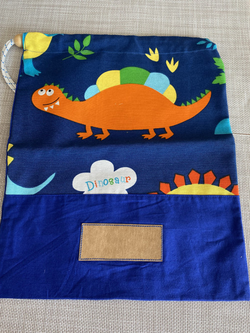 Dvojitý pytlík do školky se štítkem - Dinosaur