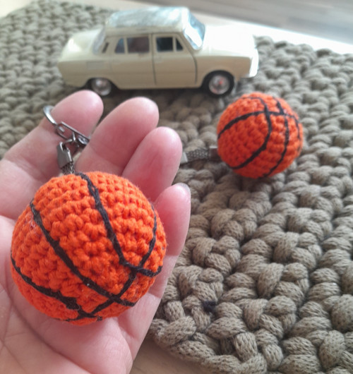 Basketbalový míček - klíčenka