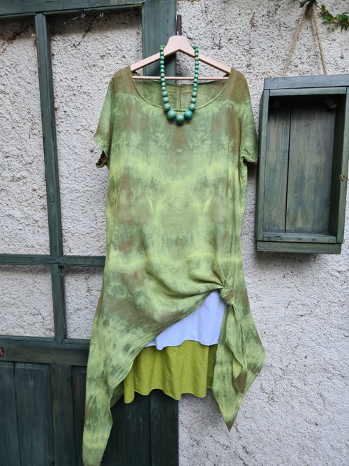 Šaty k vrstvení, batika, XL — foto 1
