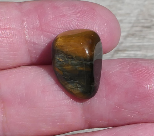 Tygří/ sokolí oko (18 mm) V1136