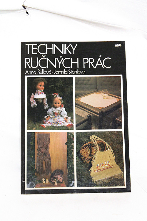 Kniha Techniky ručných prác
