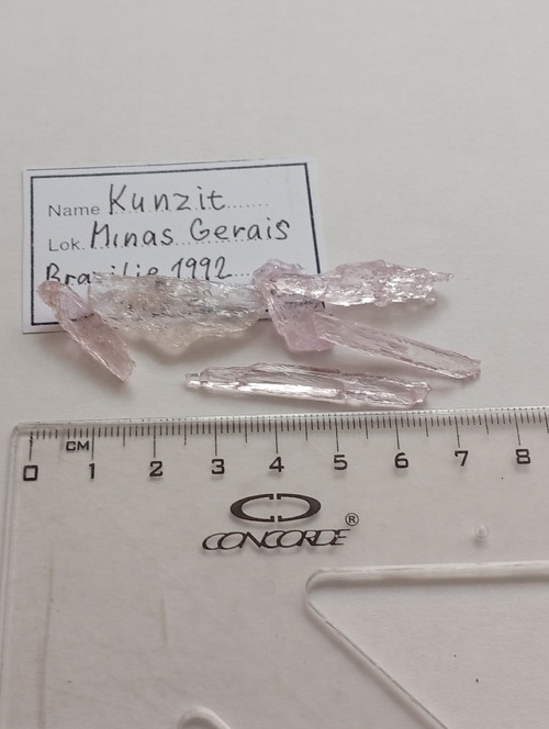 Kunzit — foto 1