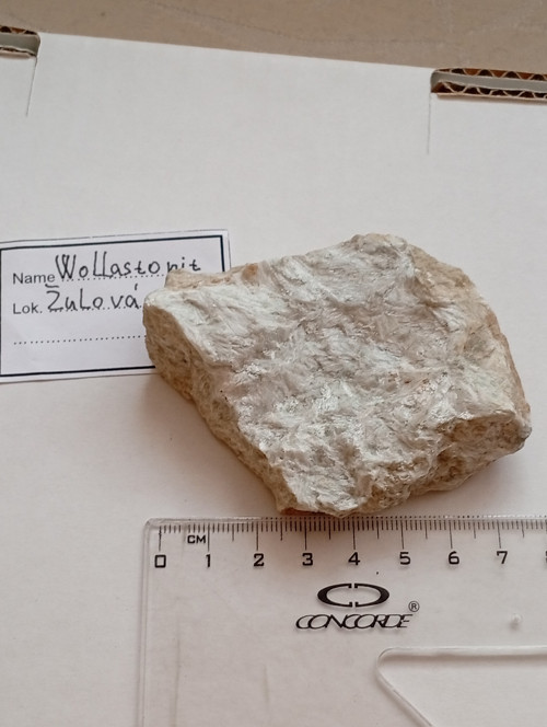 Wollastonit — foto 1