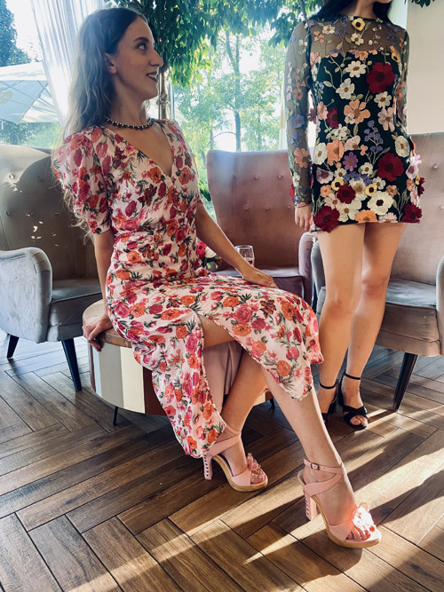 Šaty prvorepublikový look — foto 1