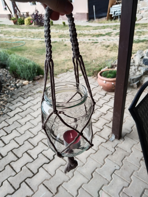 Macrame lucernicka